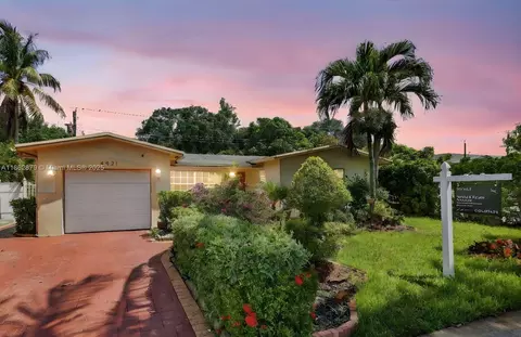 4921 NW 23rd St, Lauderhill, FL 33313
