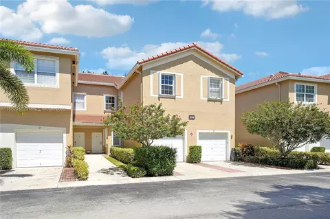 108 Lighthouse Cir #E, Tequesta, FL 33469