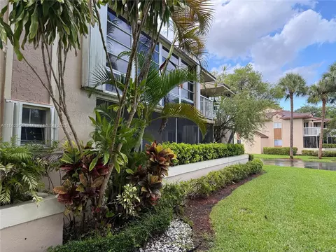 4780 NW 102nd Ave #102-11, Doral, FL 33178