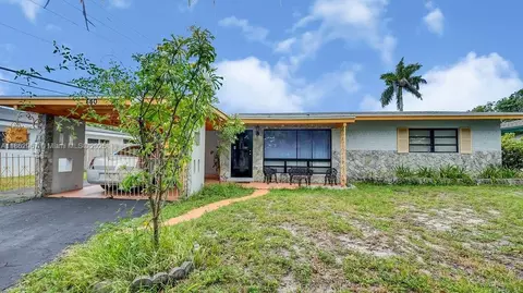 440 SW 29th Ter, Fort Lauderdale, FL 33312