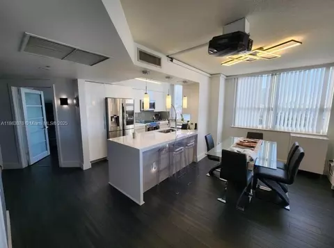 19501 W Country Club Dr #1508, Aventura, FL 33180