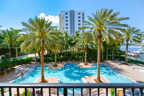 17100 N Bay Rd #1303, Sunny Isles Beach, FL 33160