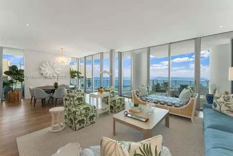 2627 S Bayshore Dr #2801, Miami, FL 33133