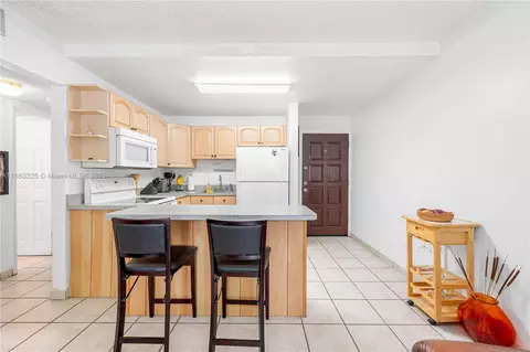 747 NW 13th Ave #3, Miami, FL 33125