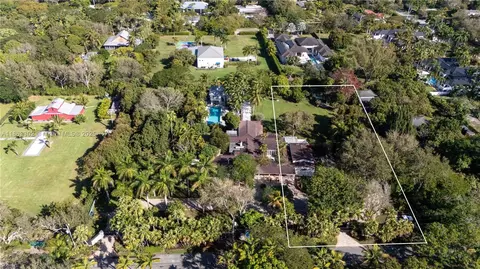 6767 SW 67th St, South Miami, FL 33143