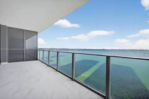 700 NE 24th #1104, Miami, FL 33137