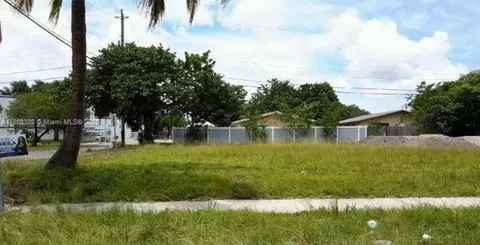 Nw 23 Ave, Pompano Beach, FL 33069