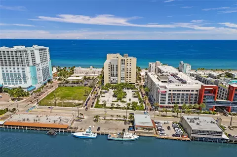 322 Buchanan St #810, Hollywood, FL 33019
