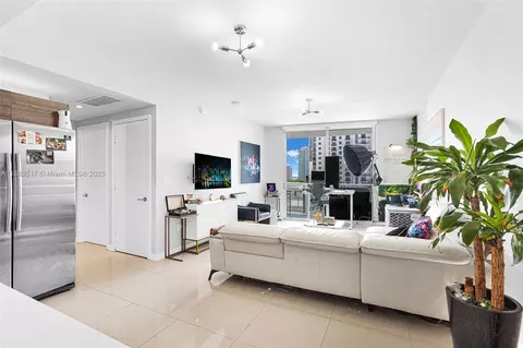 1010 SW 2nd Ave #1010, Miami, FL 33130