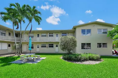 1301 N 12th Ct #3B, Hollywood, FL 33019