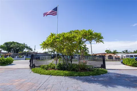 Other - 631 SE 3rd Pl, Hialeah, FL 33010 photo 3 of 12