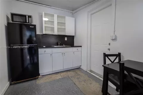 Other - 631 SE 3rd Pl, Hialeah, FL 33010 photo 4 of 12