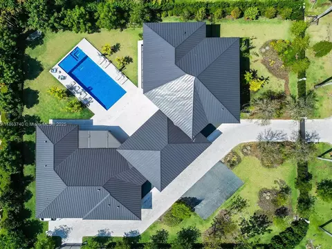 View/Area - 5700 SW 91st St, Pinecrest, FL 33156 photo 1 of 1
