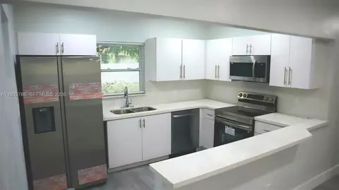 2503 NW 9th St, Fort Lauderdale, FL 33311