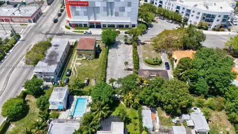 2174 SW 9th St, Miami, FL 33135 photo 5