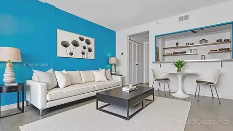 865 Collins Ave #207, Miami Beach, FL 33139