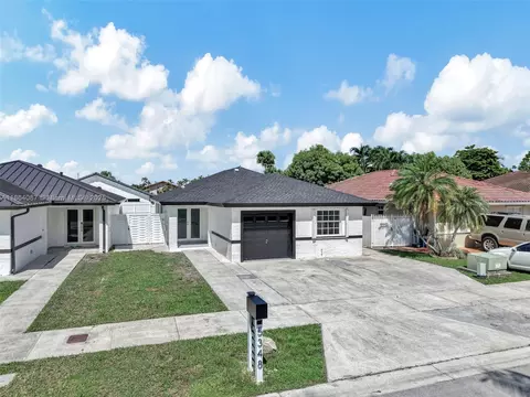 5348 SW 142nd Pl, Miami, FL 33175