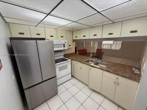 6395 W 27th Ct #102, Hialeah, FL 33016