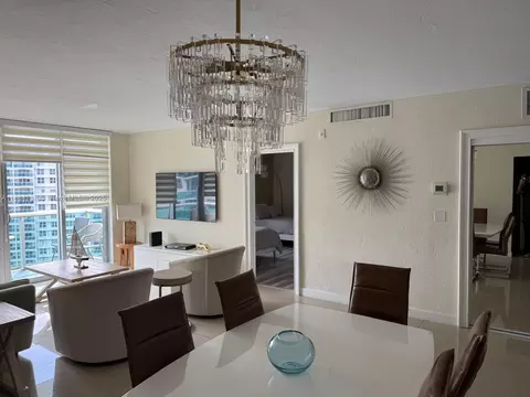 3801 S Ocean Dr #14V, Hollywood, FL 33019