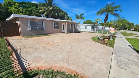 Other - 453 E 61st St, Hialeah, FL 33013 photo 4 of 12