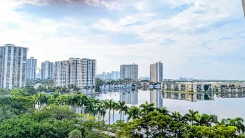 2801 NE 183rd St #908W, Aventura, FL 33160