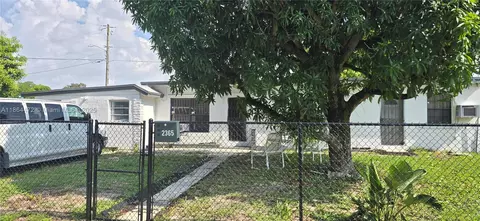 2365 NW 89th St, Miami, FL 33147
