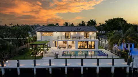 3224 NE 42nd Ct, Fort Lauderdale, FL 33308