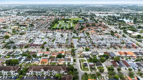 View/Area - 897 W 36th St, Hialeah, FL 33012 photo 4 of 4