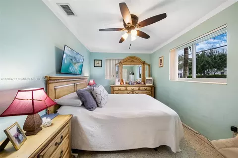 Bedroom - 897 W 36th St, Hialeah, FL 33012 photo 1 of 3