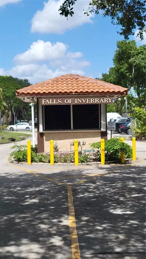 6100 S Falls Cir Dr #307, Lauderhill, FL 33319