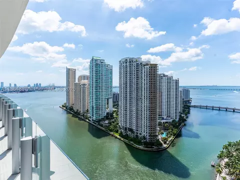 300 Biscayne Blvd Way #2505, Miami, FL 33131