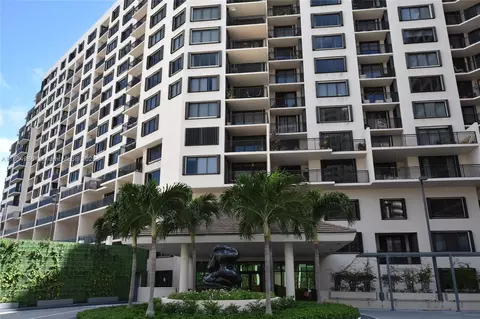 540 Brickell Key Dr #316, Miami, FL 33131