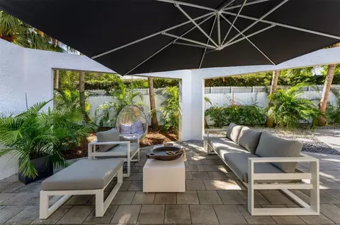 Exterior - 200 W Mcintyre St, Key Biscayne, FL 33149 photo 17 of 28