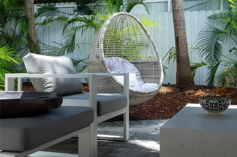 Exterior - 200 W Mcintyre St, Key Biscayne, FL 33149 photo 9 of 28