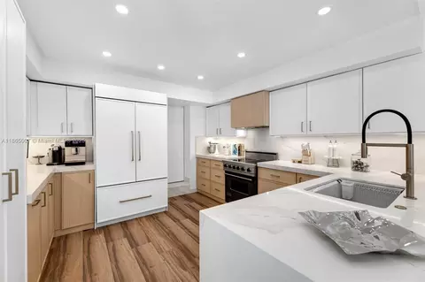 Kitchen - 200 W Mcintyre St, Key Biscayne, FL 33149 photo 4 of 7