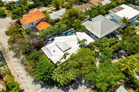 View/Area - 200 W Mcintyre St, Key Biscayne, FL 33149 photo 1 of 2