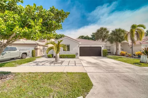 15819 NW 4th St, Pembroke Pines, FL 33028