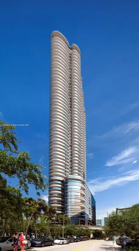 1000 Brickell Plz #3010, Miami, FL 33131