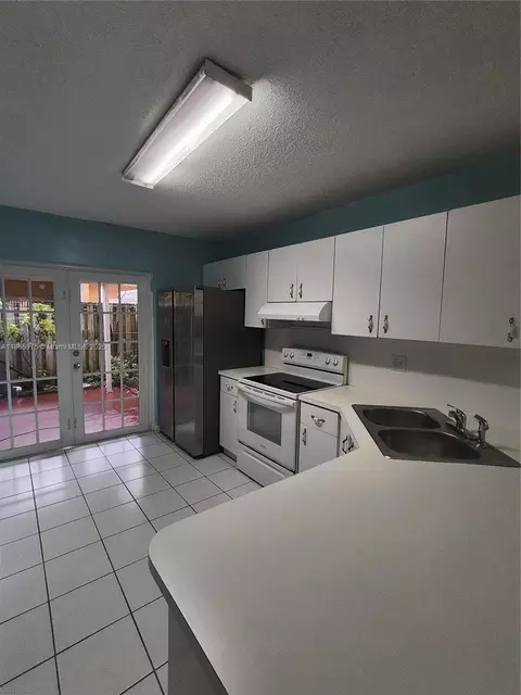 Kitchen - Undisclosed, Hialeah, FL 33018 photo 1 of 3