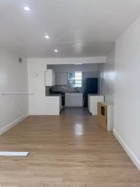 1258 Marseille Dr #2, Miami Beach, FL 33141