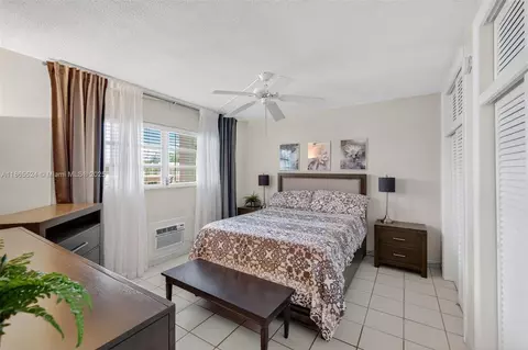 Bedroom - 16901 NE 13th Ave #210, Miami, FL 33162 photo 1 of 3