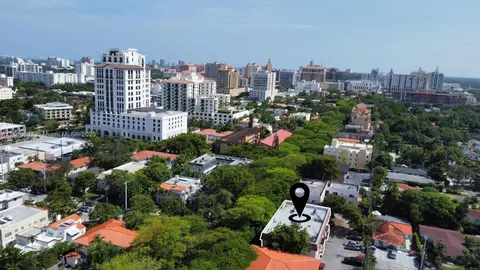 1100 Salzedo St #3B, Coral Gables, FL 33134