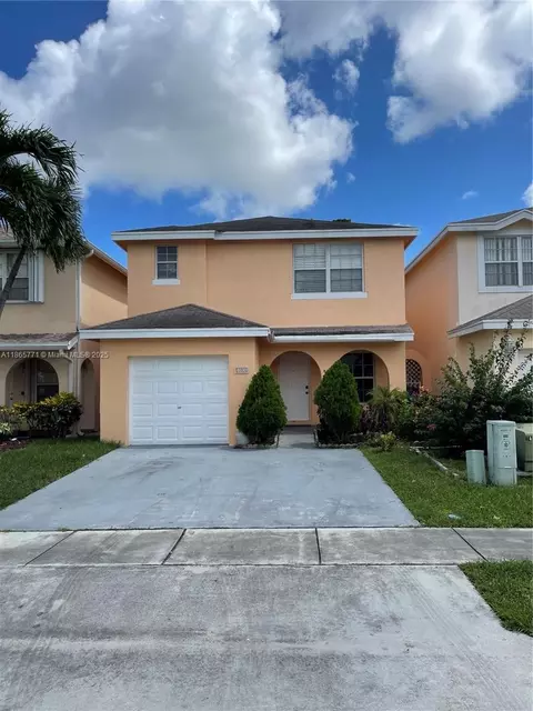 4030 Eastridge Cir, Pompano Beach, FL 33064
