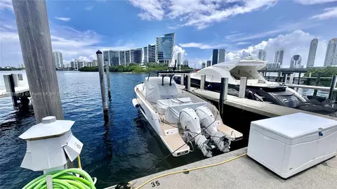 4041 Island Est, Aventura, FL 33160