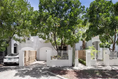3109 Hibiscus St #3109, Coconut Grove, FL 33133