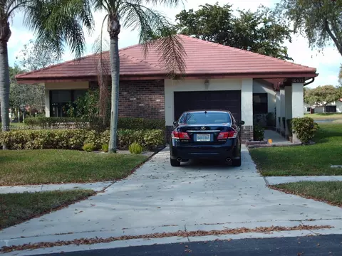 10655 Skyflower Way, Boynton Beach, FL 33436