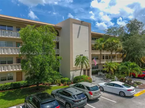 2405 Antigua Cir #M4, Coconut Creek, FL 33066