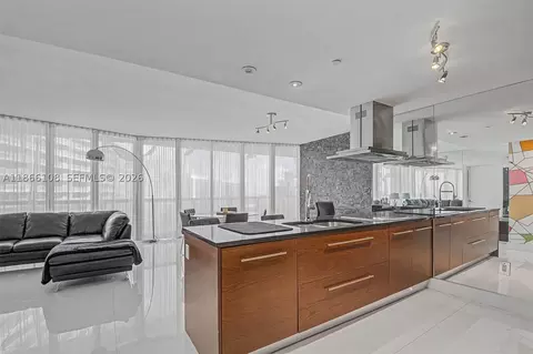 495 Brickell Ave #3504, Miami, FL 33131