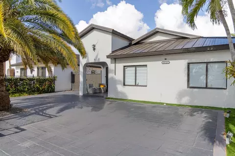 3844 SW 149th Pl, Miami, FL 33185