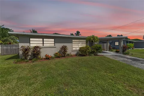 1201 E River Dr, Margate, FL 33063